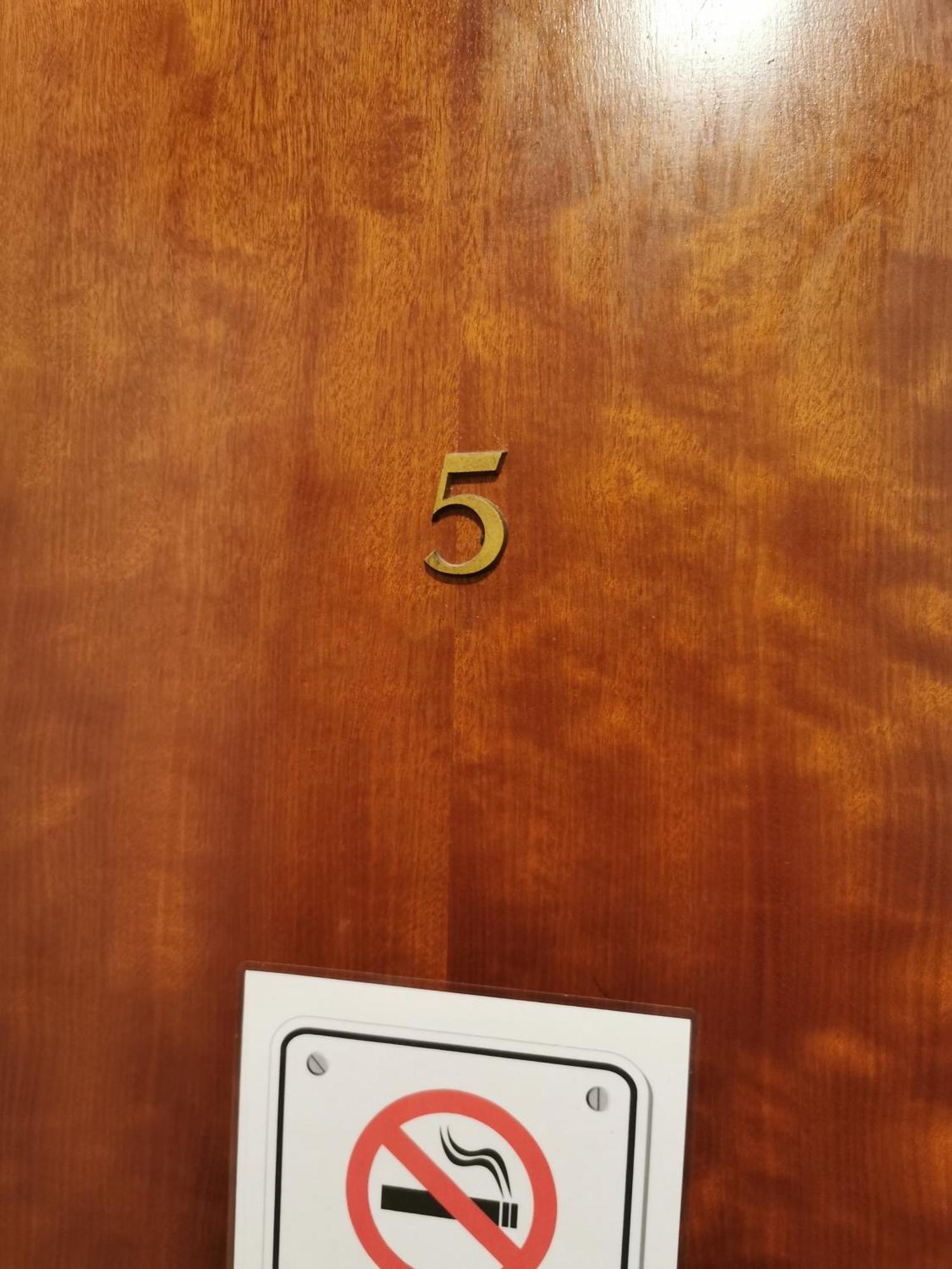 See Lord Hotel Kaiserslautern Room photo